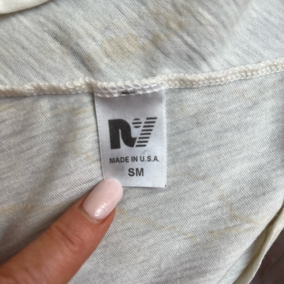 New Rebel Yell asymmetric "Enjoy Life" graphic tee - Picture 11 of 14